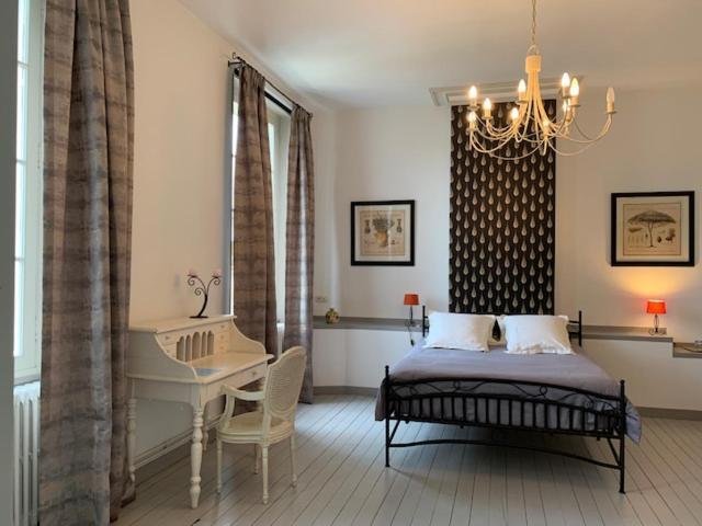 Domaine De La Hure Saint-Symphorien  外观 照片